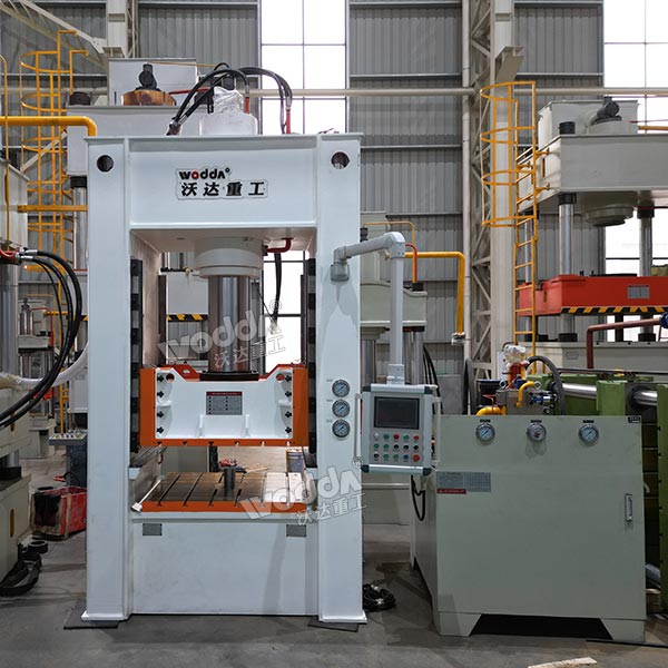 315噸框架式液壓機(jī)：穩(wěn)定高效，助力企業(yè)降本增效